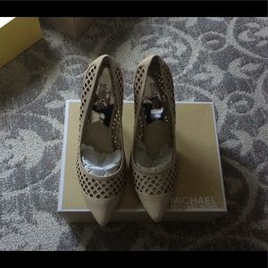 Make offer🎁❤️ Michael Kors shoes